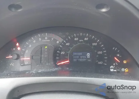 2009 Toyota Camry Xle z USA, uszkodzony, nr VIN 4T1BE46K79U838554